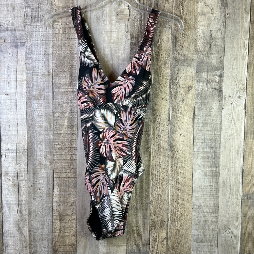 Hurley Small 1-Piece UPF 50+ Scattered Palm Print Bathing Suit X Back Pa…